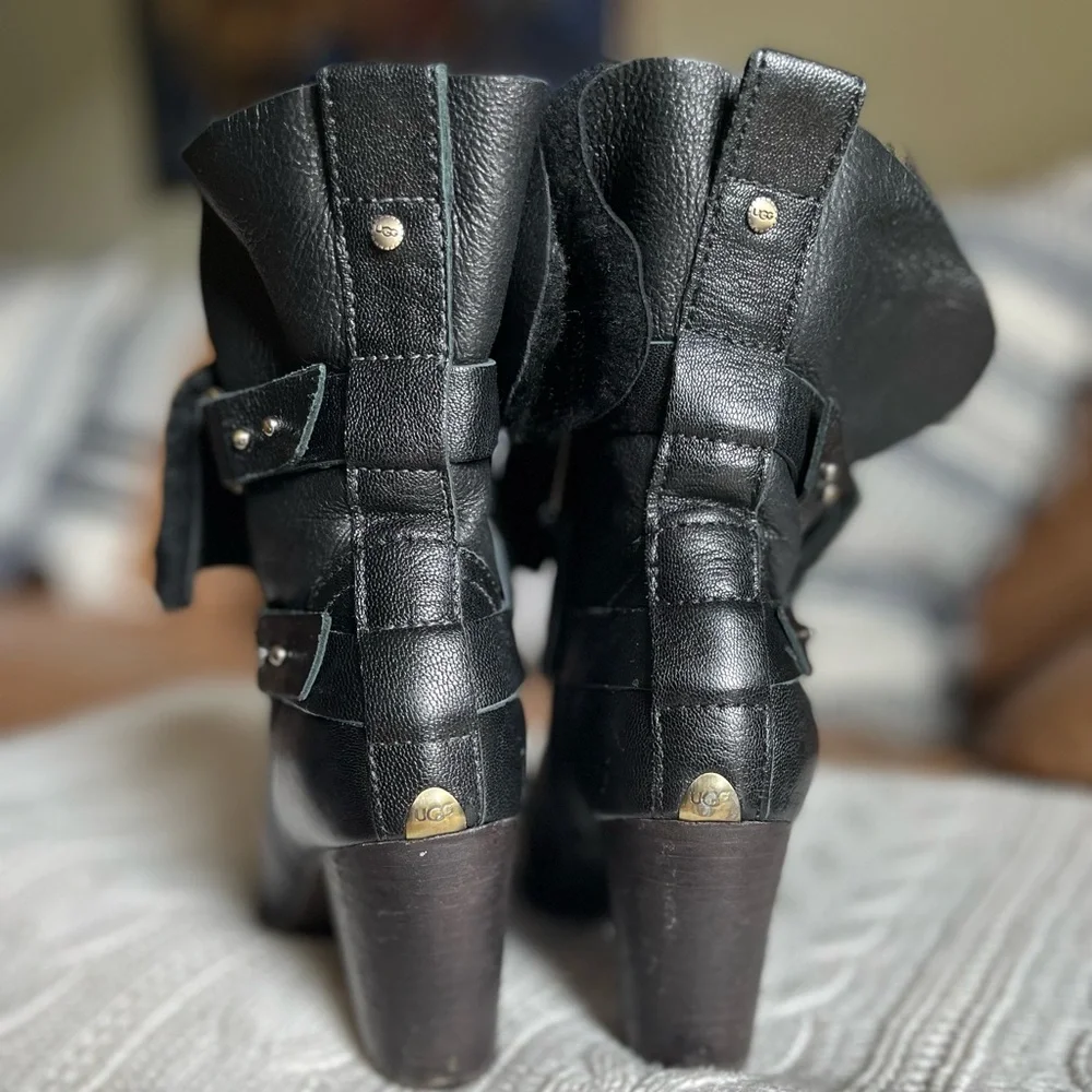 UGG Jayne Black Leather Fur Cuff Buckle Ankle Booties, 6.5 - Picture 5 of 7